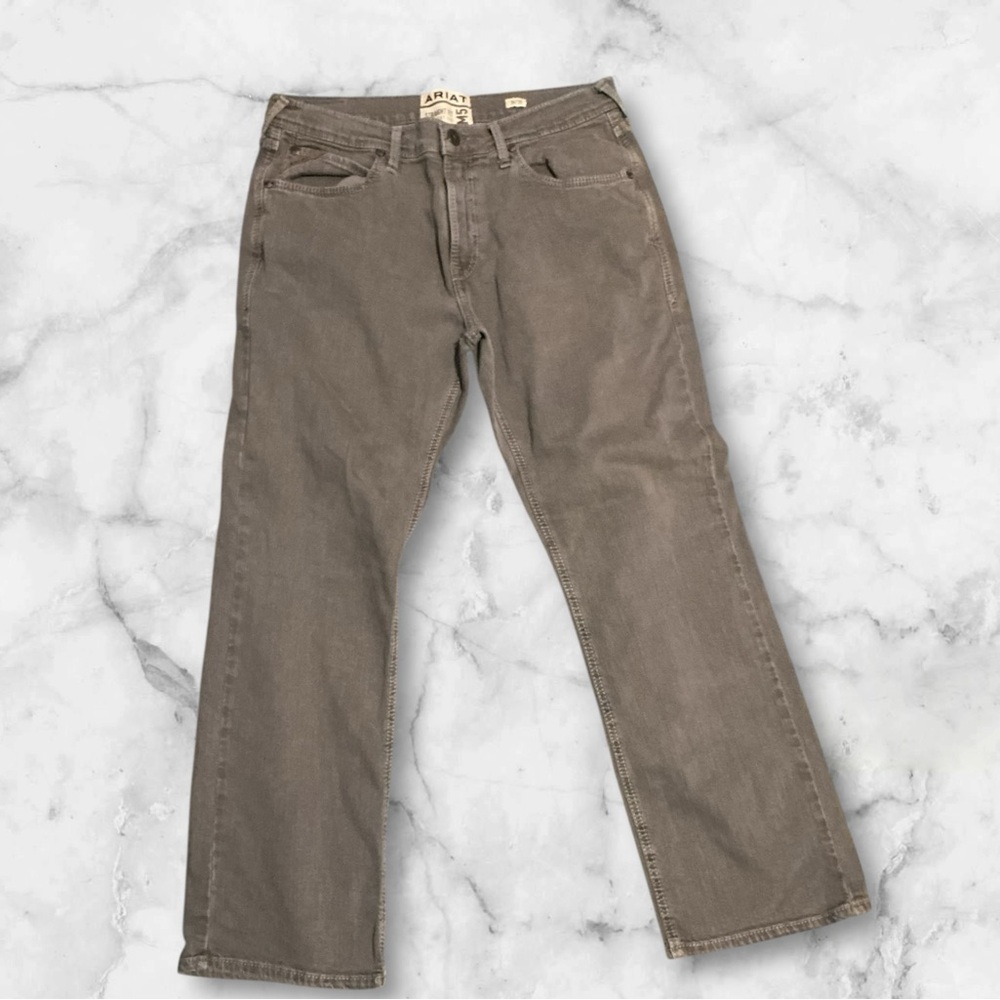 ARIAT Men’s M5 Straight Fit, Straight Leg Jeans